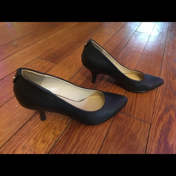 Call It Spring Black Stilettos, women’s size 8 - Picture 4 of 4